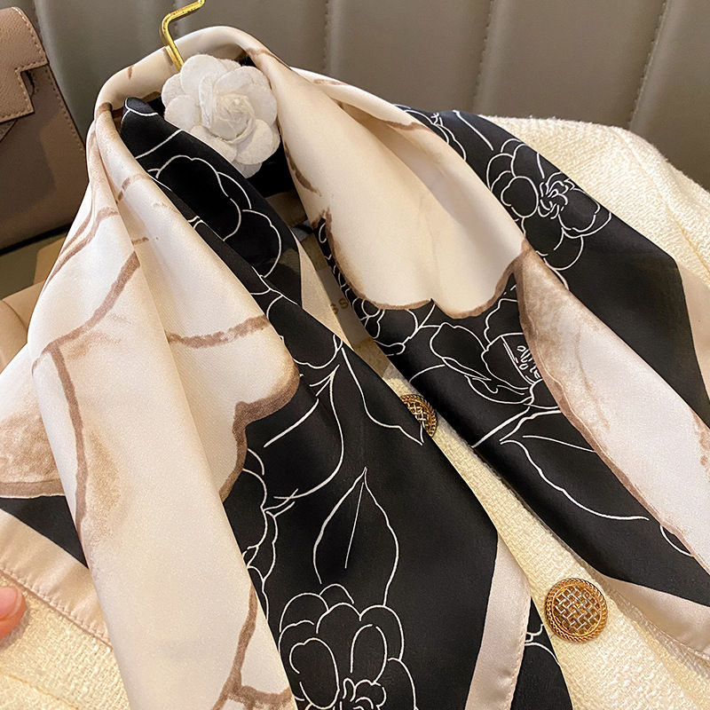 Thumbnail: Luxury Design Print Silk Square Scarf Women Soft Satin Horse Hairband Neckerchie