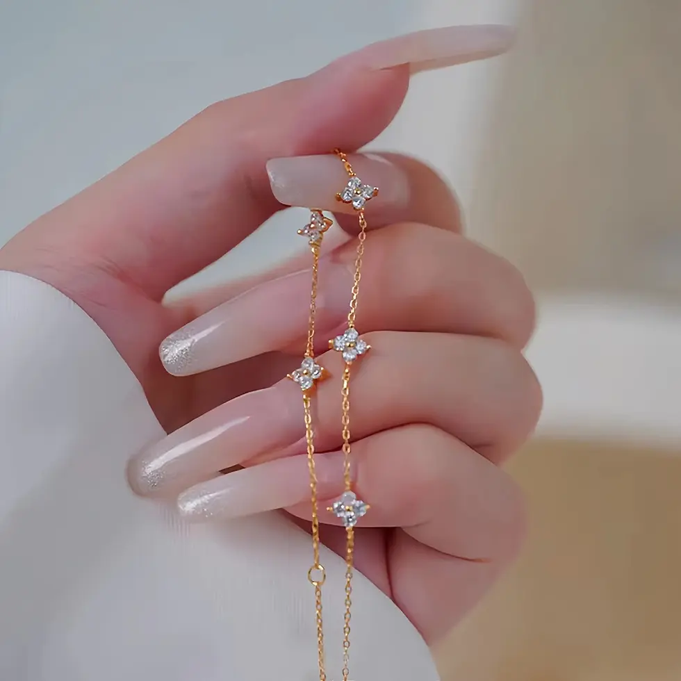 Thumbnail: New Stainless Steel Zircon Necklaces for Women 18K Gold Plated Four Leaf Grass C