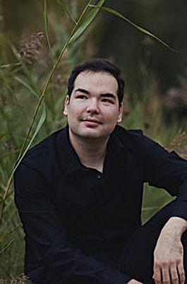 Born in Kazakhstan in 1998, Alim’s early studies were at the Purcell School where he won several awards, including First Prize at the Junior Cliburn International Competition. Alim was taught by Tessa Nicholson at school and continued his studies with her at the Royal Academy of Music. In 2023, Alim completed his Masters’ and Artist Diploma in Performance at the Royal College of Music where he studied with Professor Vanessa Latarche. He is generously supported by numerous scholarships such as the Imogen Cooper Music Trust, ABRSM, the Countess of Munster, Hattori Foundation, the Drake Calleja Fund trusts, and belongs to the Talent Unlimited charity scheme.