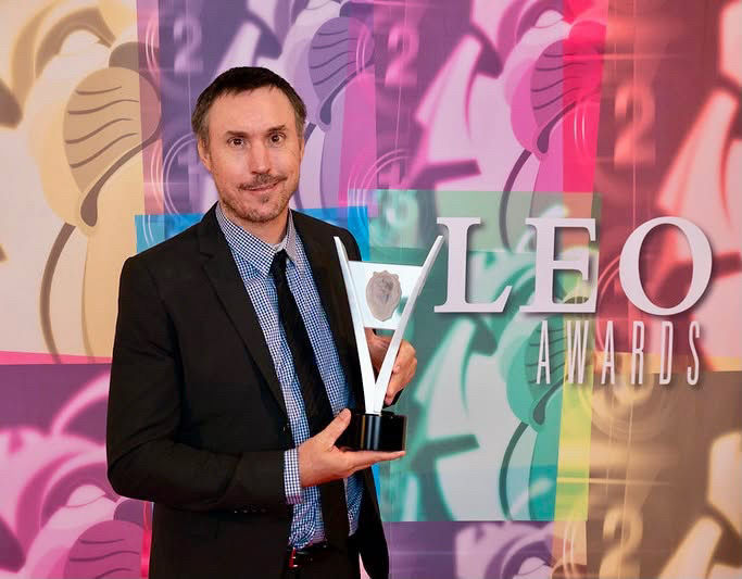 Mike McKinlay wins a Leo