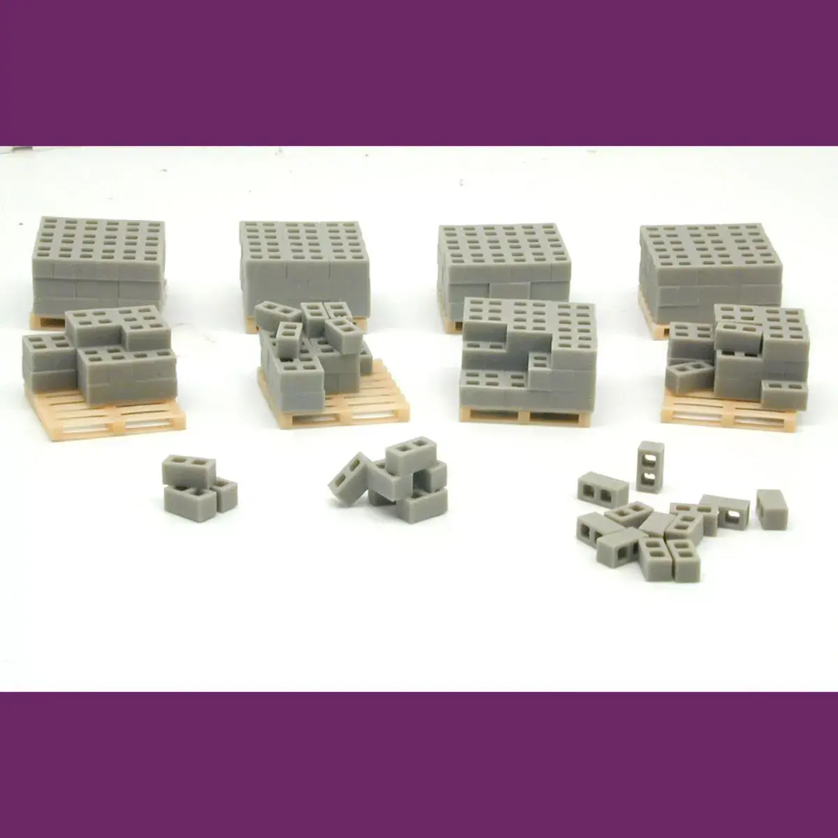 CINDER BLOCKS ON PALLETS AND STACKED RESIN 1/64 S SCALE