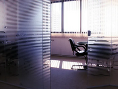 Vidros serigrafados e esmaltados fortalecem possibilidades estéticas e funcionais 