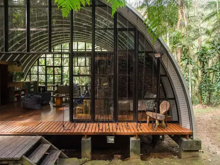 10 JOIAS ARQUITETÔNICAS PARA RESERVAR NO AIRBNB, UMA DELAS NO BRASIL