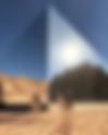 EDIFÍCIO SE INSERE NA PAISAGEM DO DESERTO