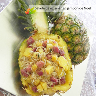 Salade de riz tiède à l’ananas et au jambon de Noël