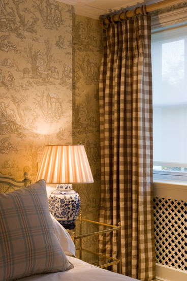 KensingtonChelseaLondonInteriorDesignCurtains_006.jpg