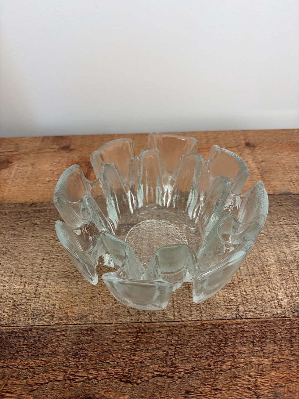 Ravenshead Flair Glass Bowl, Alexander Hardie Williamson, 15.5cm