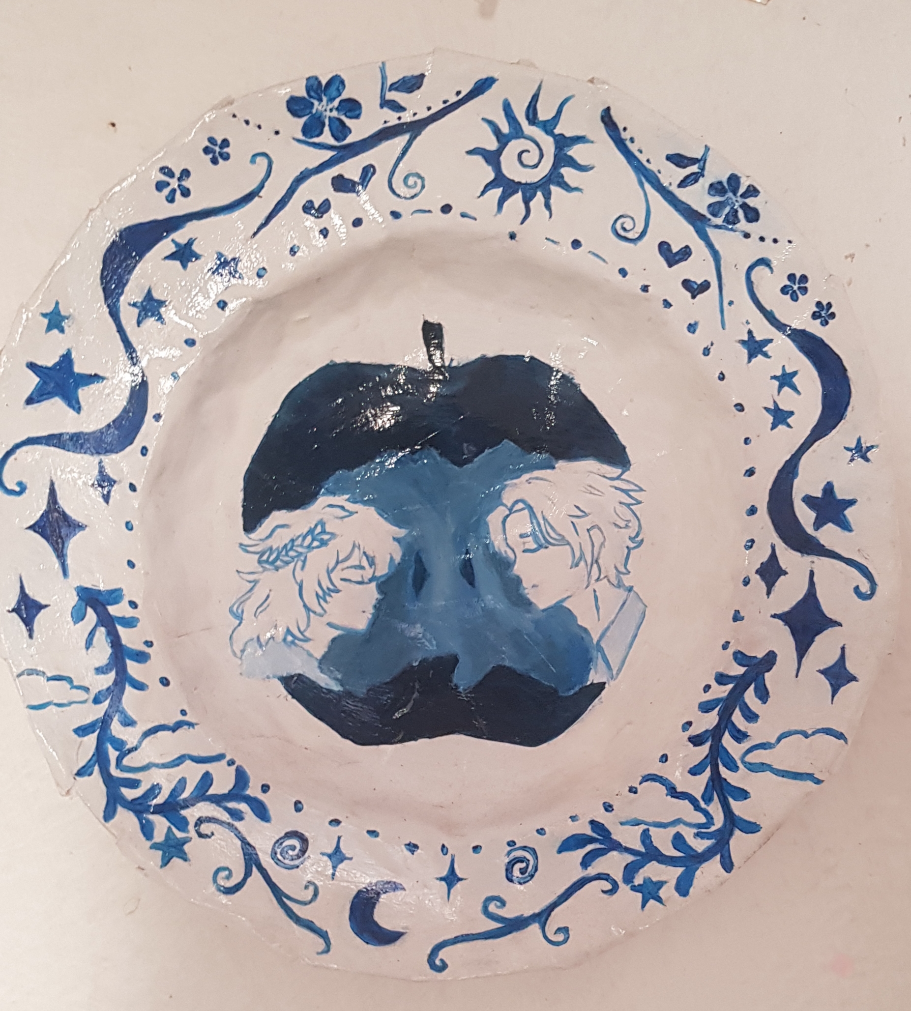 Beauty on a plate by Saarah Gallow, intricately designed papier-mâché plate