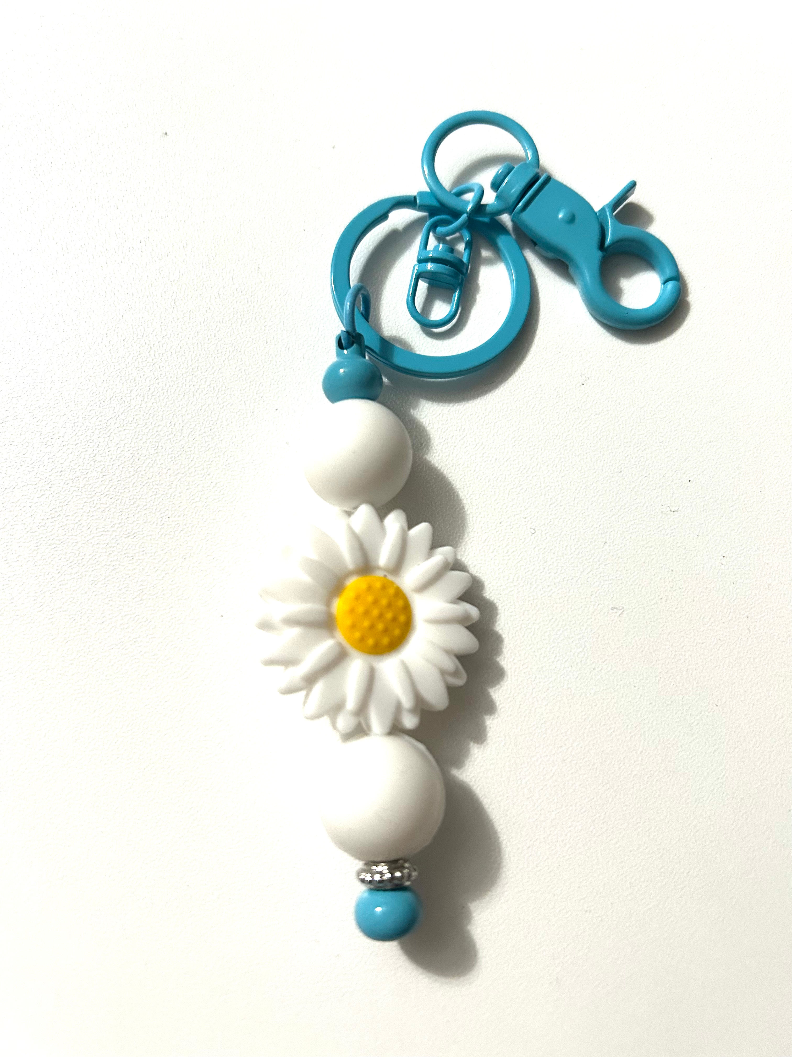 Color Bar Key Charm: White Snfr