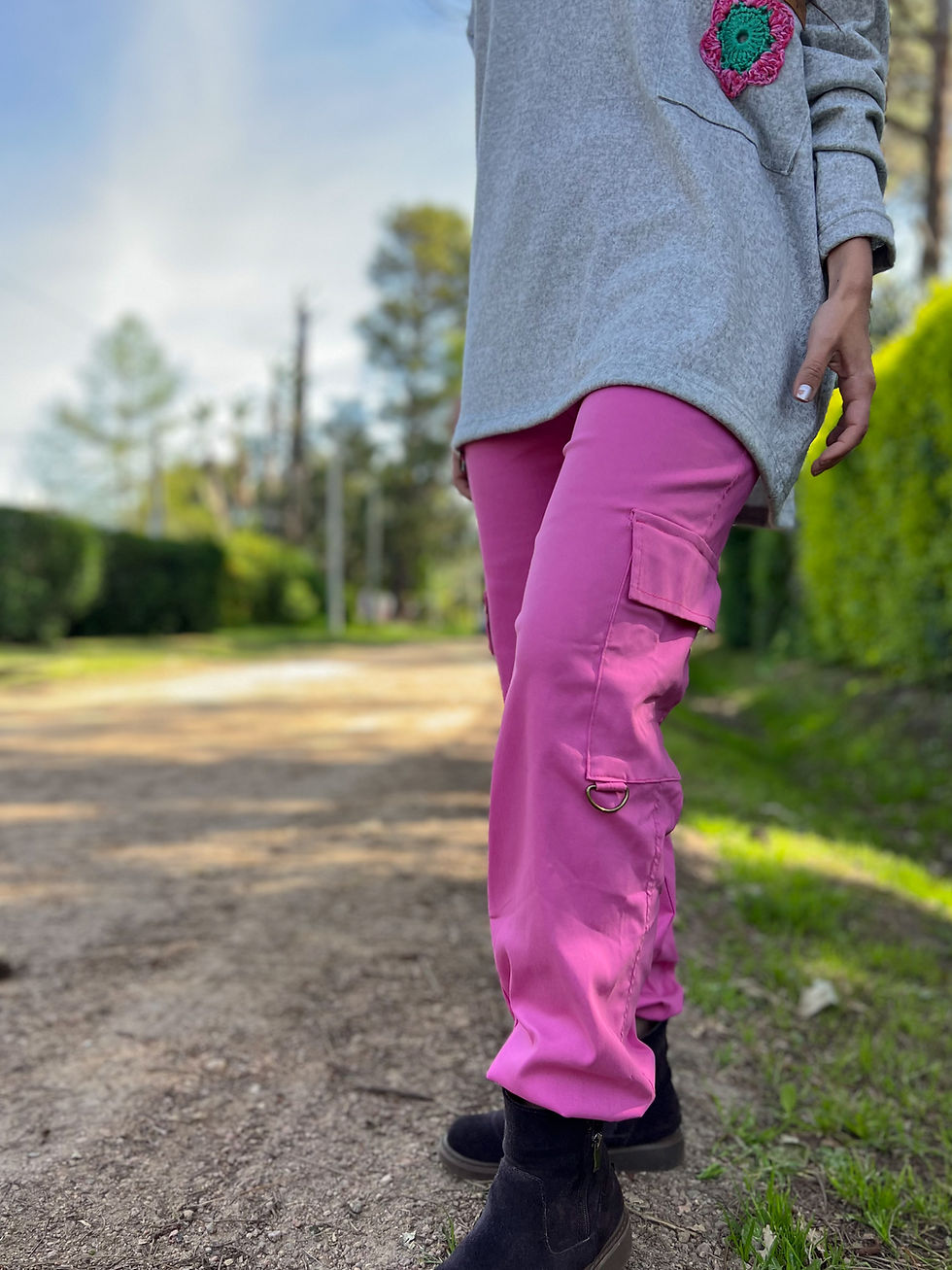 Miniatura: pantalon cargo en gabardina