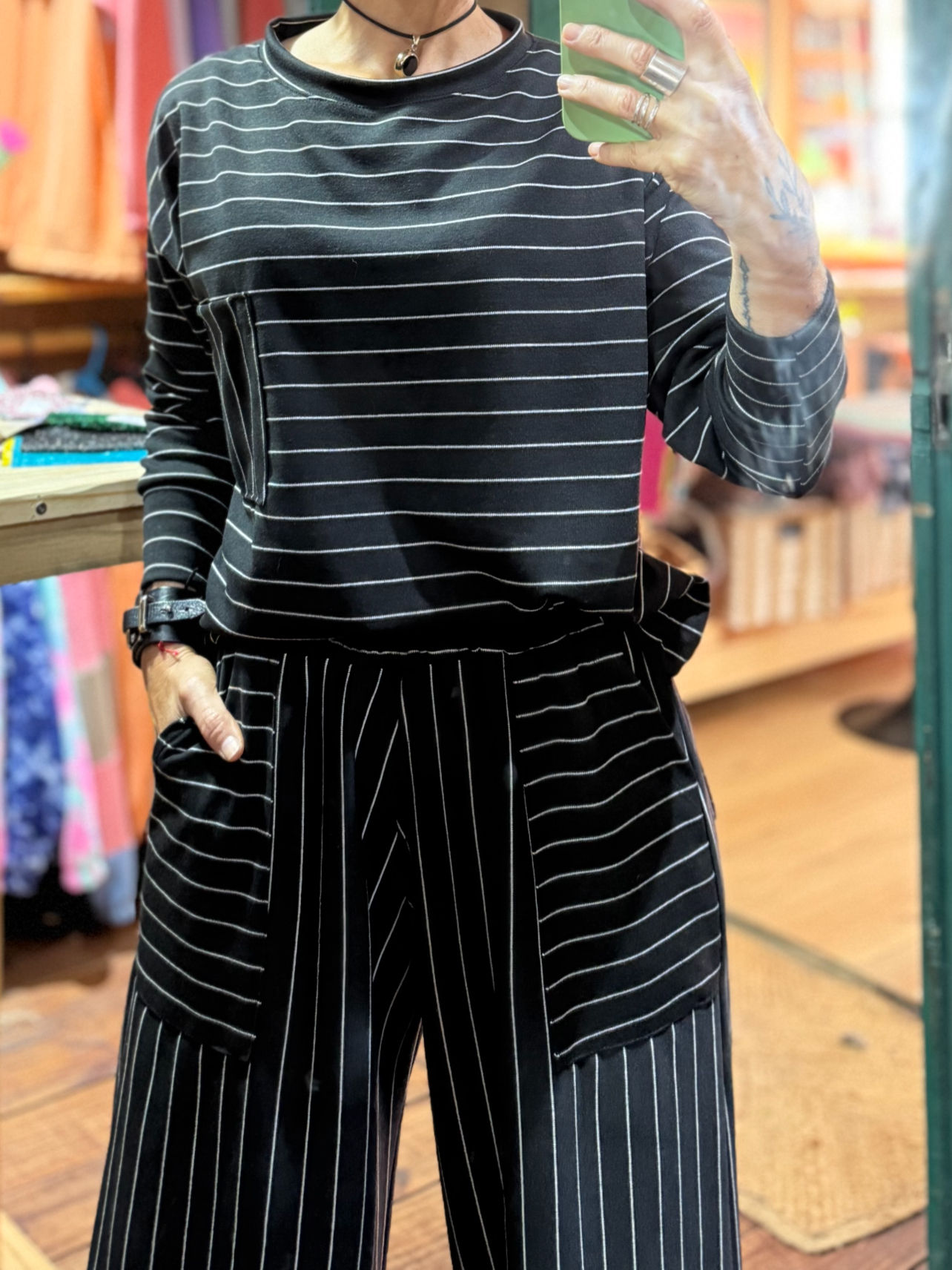 pantalon nube rayado negro