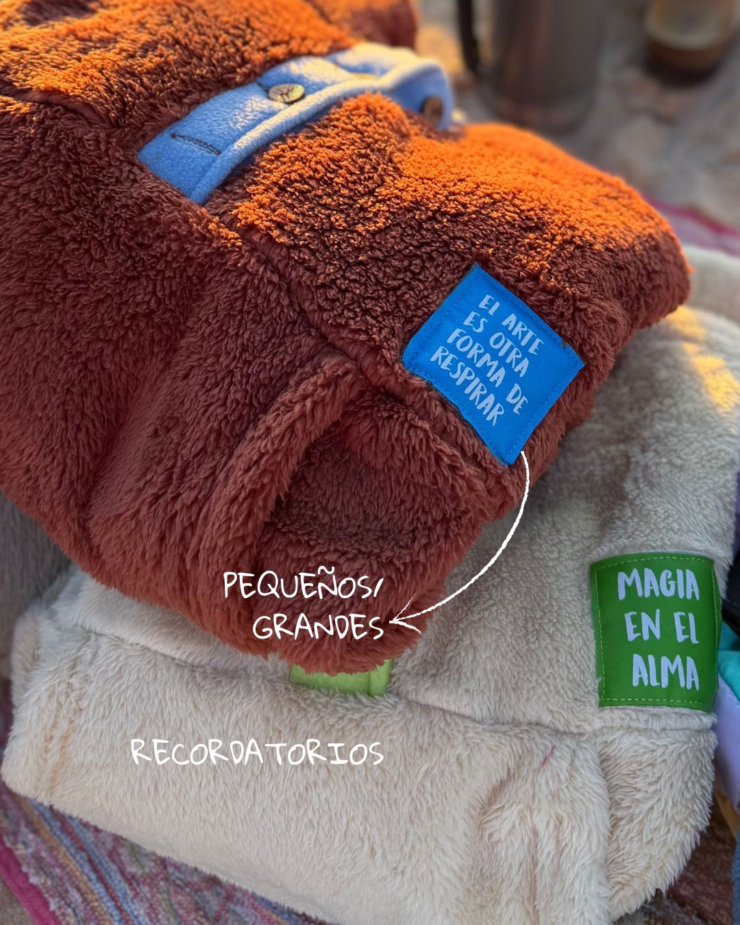 buzo calma con frase "magia en el alma"