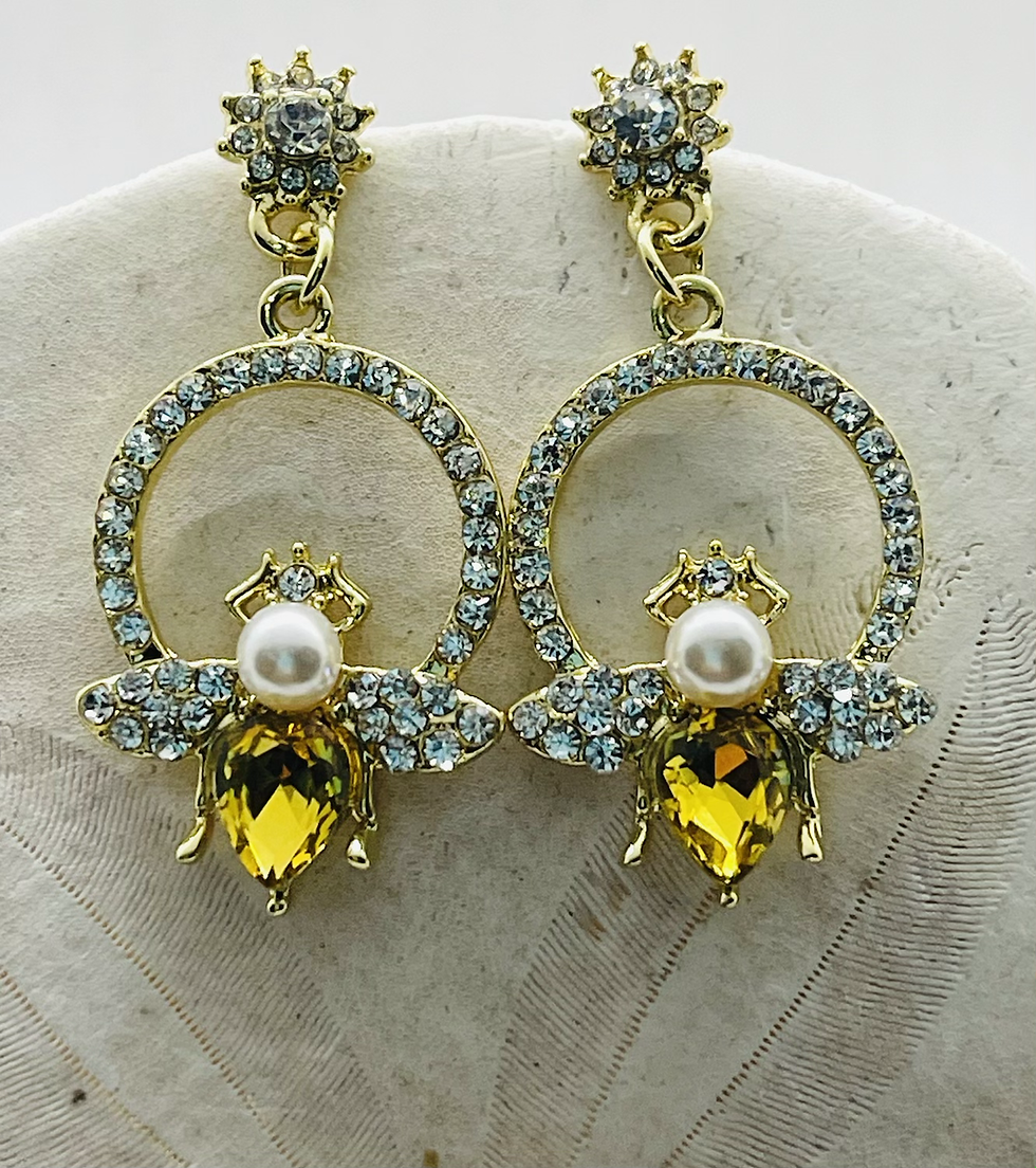 Bee blink Earrings 