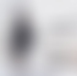 5 Reasons to Own a Little Black Dress