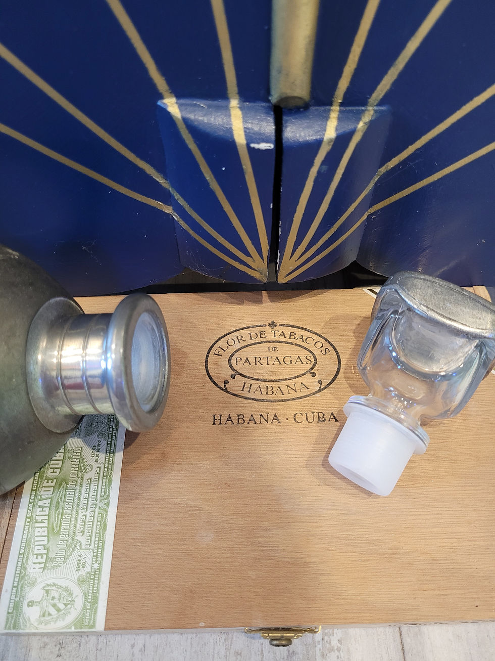 Thumbnail: The Venetian Villa Crystal Decanter 🍋🍸