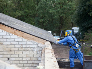 Asbestos Exposure Risks Explained: Protecting Workers, Families and Communities