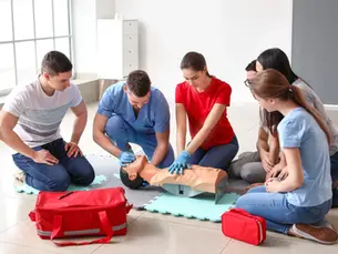 Online First Aid Training: What to Expect and How to Get Started