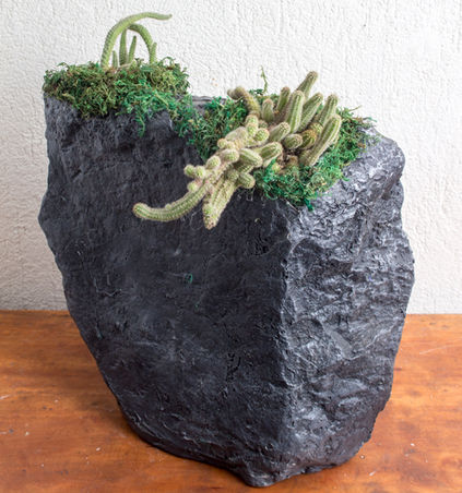 Cascadas artificiales, Fuentes de agua, Maceteros de fibroresina, maceteros tipo piedra, piletas, muros de agua, cascadas para piscina, moldes y matricería, piletas de agua para jardín, piletas para jardín, pileta de agua, fuentes de agua para casa