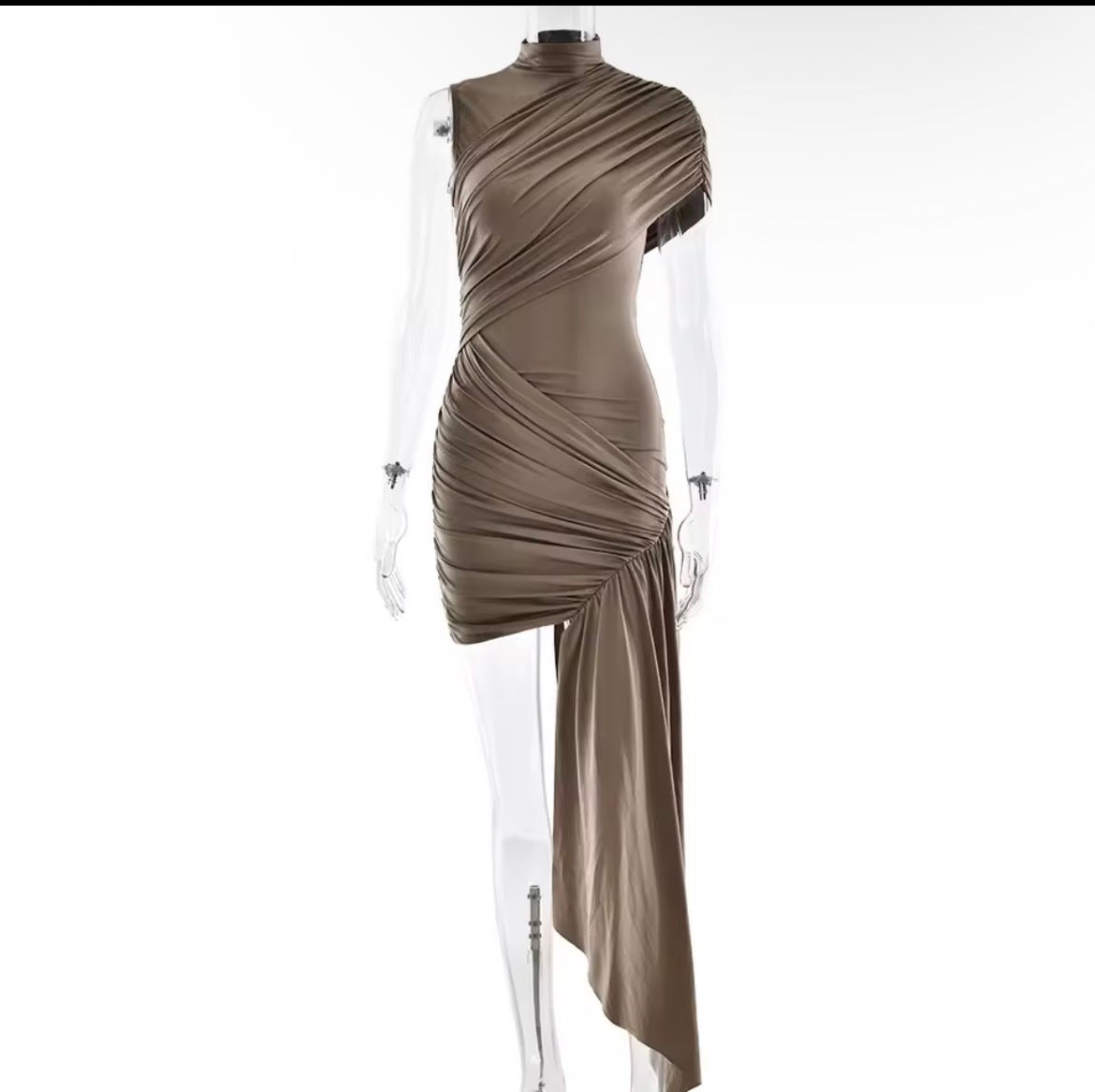 Vestido Midi Assimétrico Drapeado com Cauda Elegance- Caquí