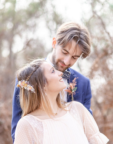 Photo de couple par Julie MOURA-KOMENAN photographe mariage bordeaux
