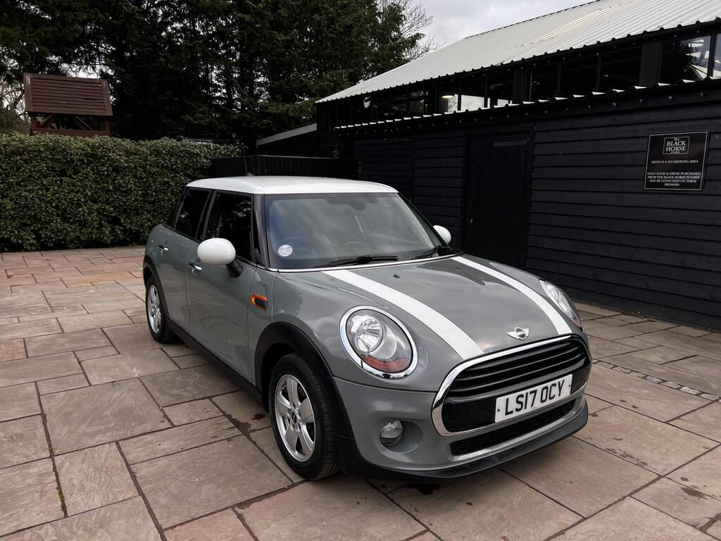 MINI Hatch 1.5 Cooper Auto