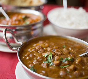 Indian Food. Lentil Curry. Ayurvedic lunch recipe used by Ayurvedic Practitioner and Holistic Chef Faith Warner from AyurLife UK.