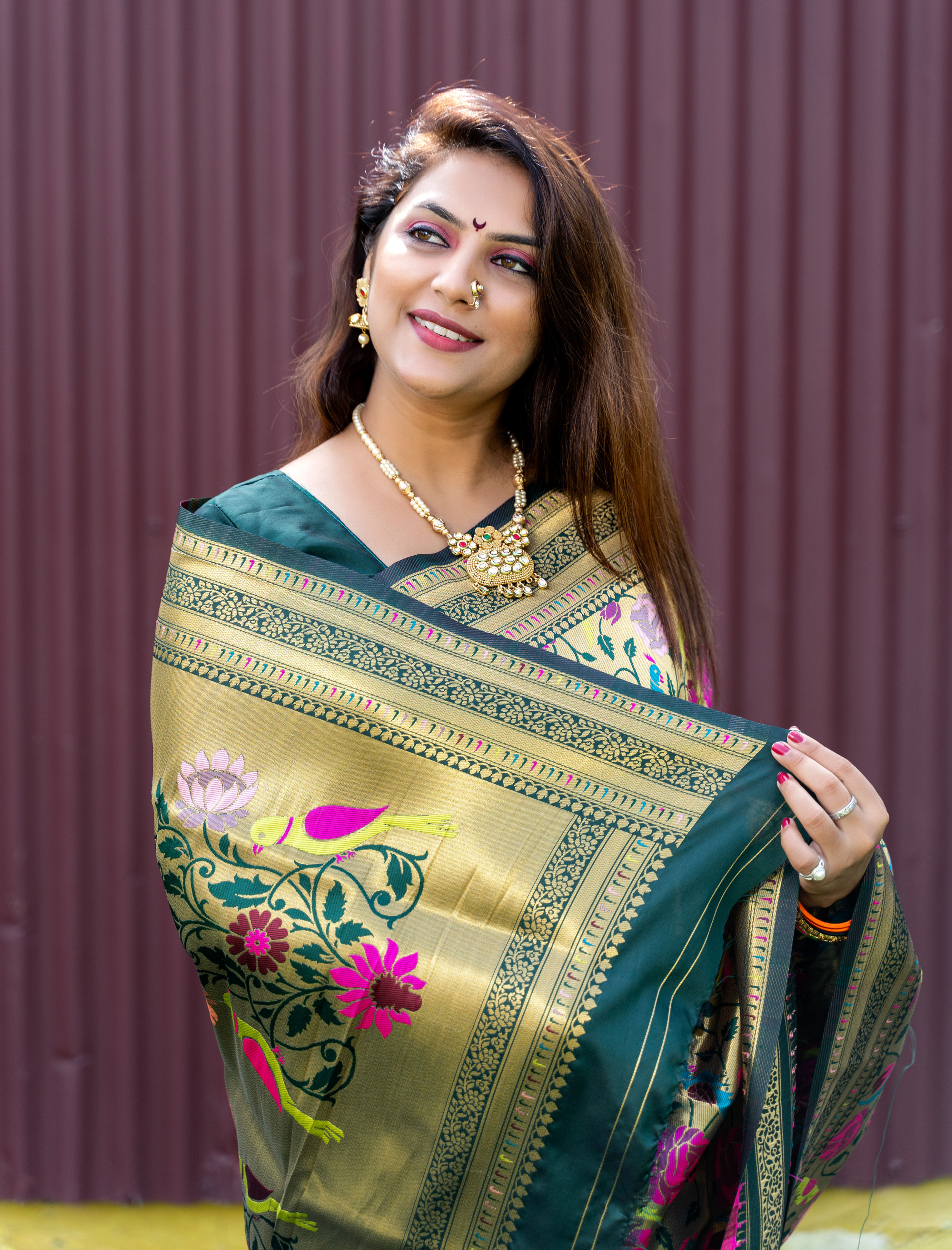 Parniti Paithani Soft Banarasi Silk Printed Handloom Saree Code- AGT0369