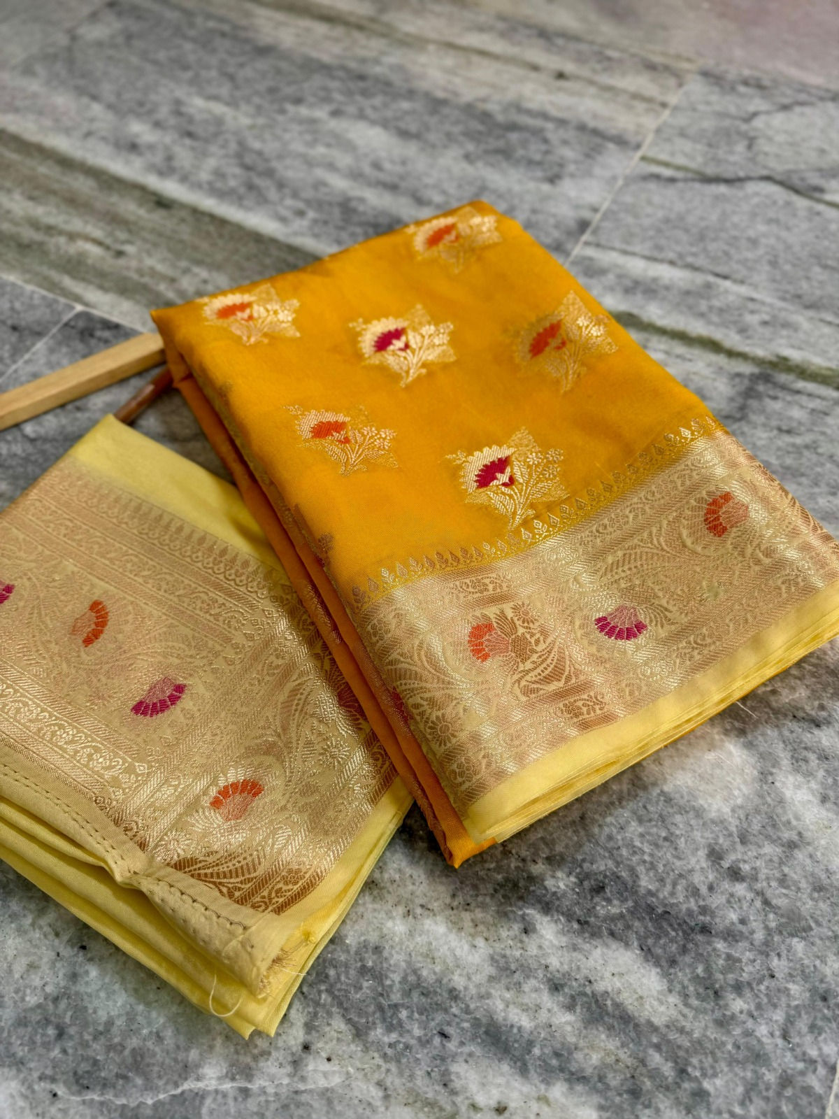 Banarasi Raw Mango Silk Saree Code- AGT0294