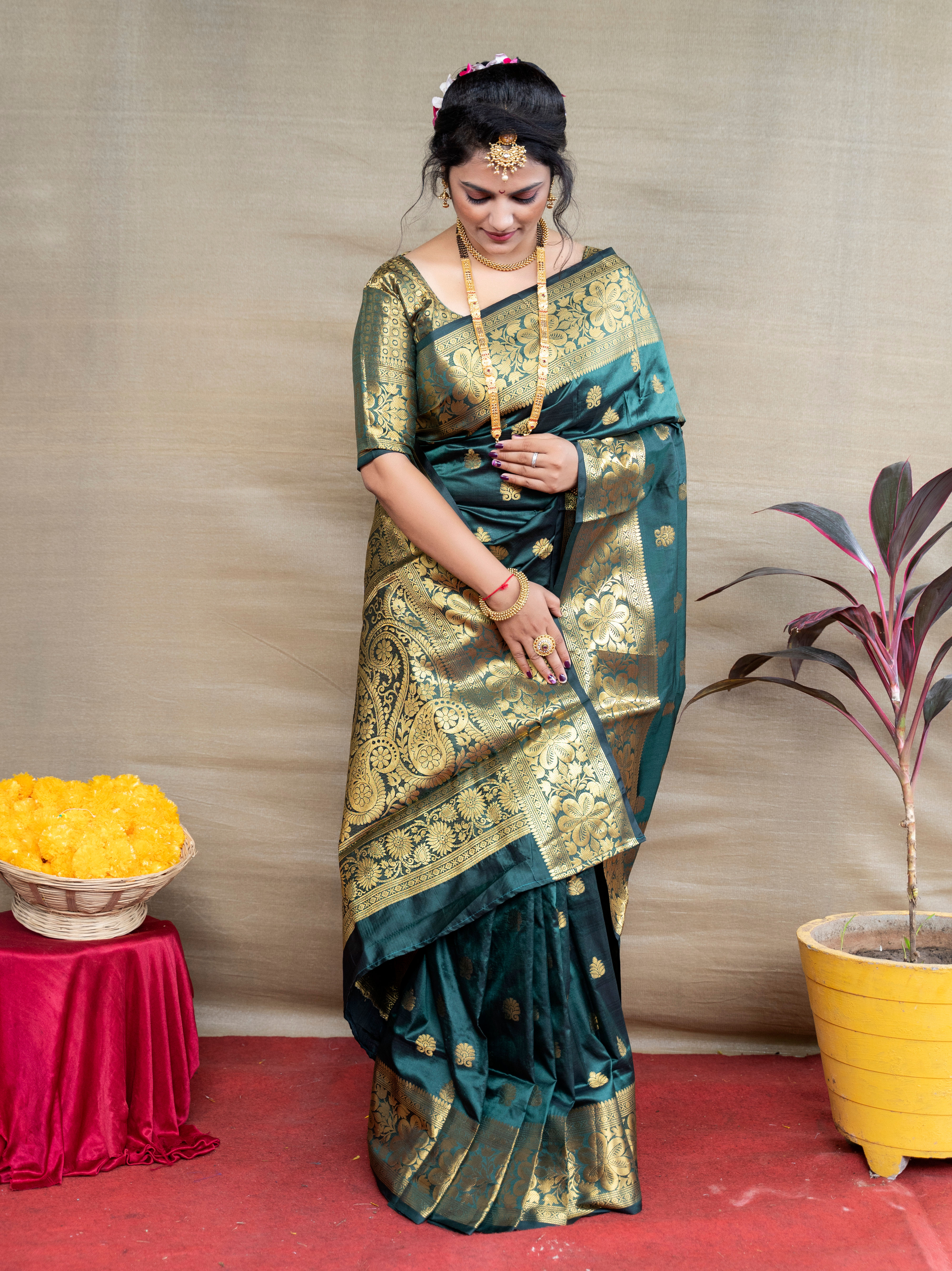 Mandakini Paithani Soft Banarasi Silk Handloom Saree Code- AGT0359