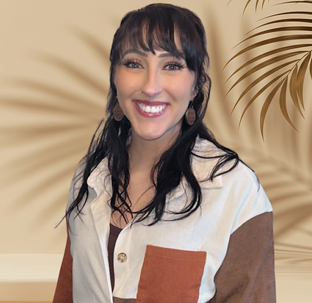 Danielle headshot.png