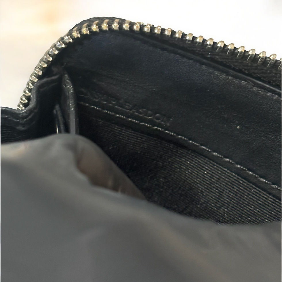 Imej kecil: Burberry Dark Charcoal Lg Zig London Check Zip Wallet
