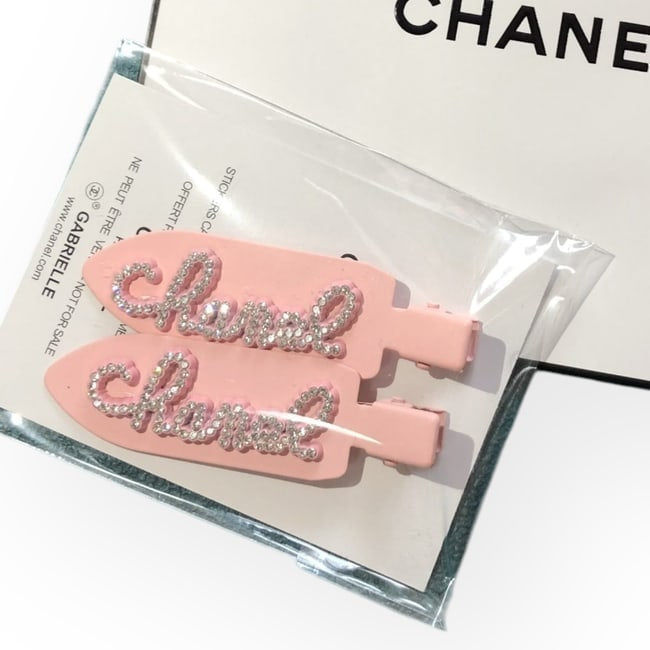 VIP/GWP 2Pc Pink Rhinestone CC Hair Clips