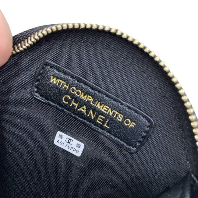 Thumbnail: Black Quilted AirPods/Bag Charm & Box