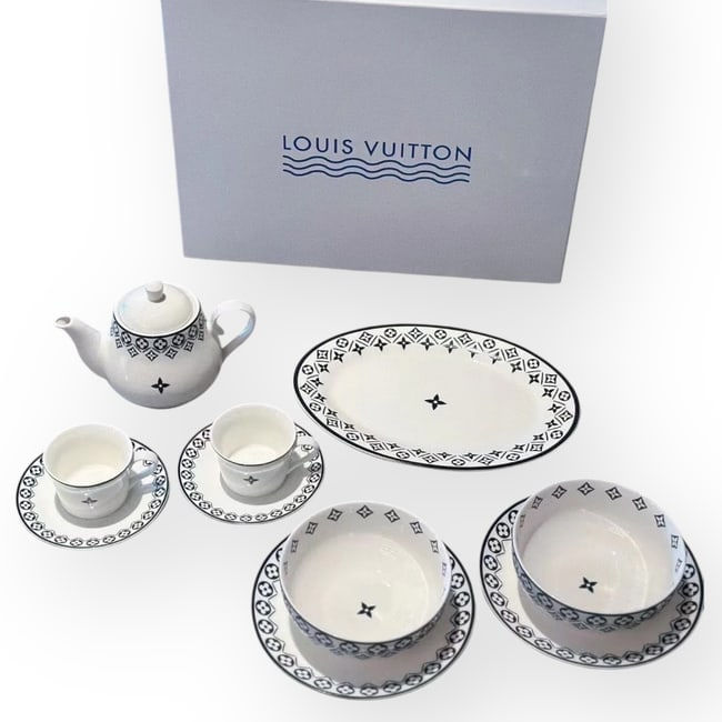Louis Vuitton 10Pc Custom Tableware Set