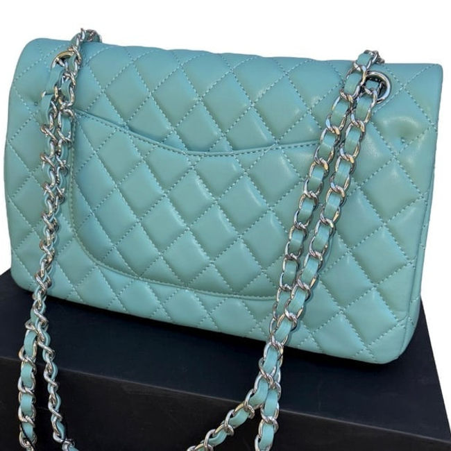 Miniaturbild: VIP/GWP Blue Quilted Classic Flap Bag