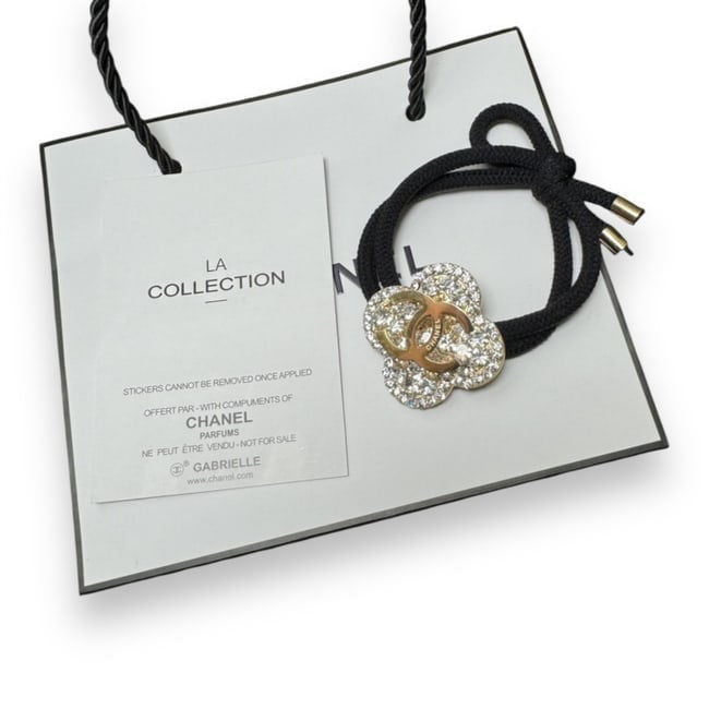 VIP/GWP Crystal Flower Gold CC Scrunchie