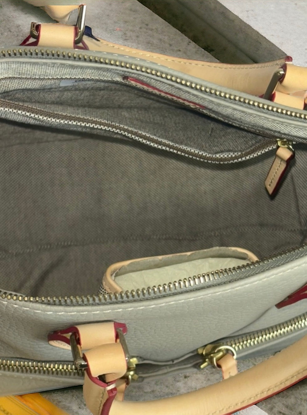 Miniaturbild: Dooney & Bourke-Tasche