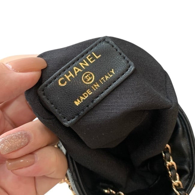 Thumbnail: VIP/GWP Black Quilted Mini Drawstring Bag