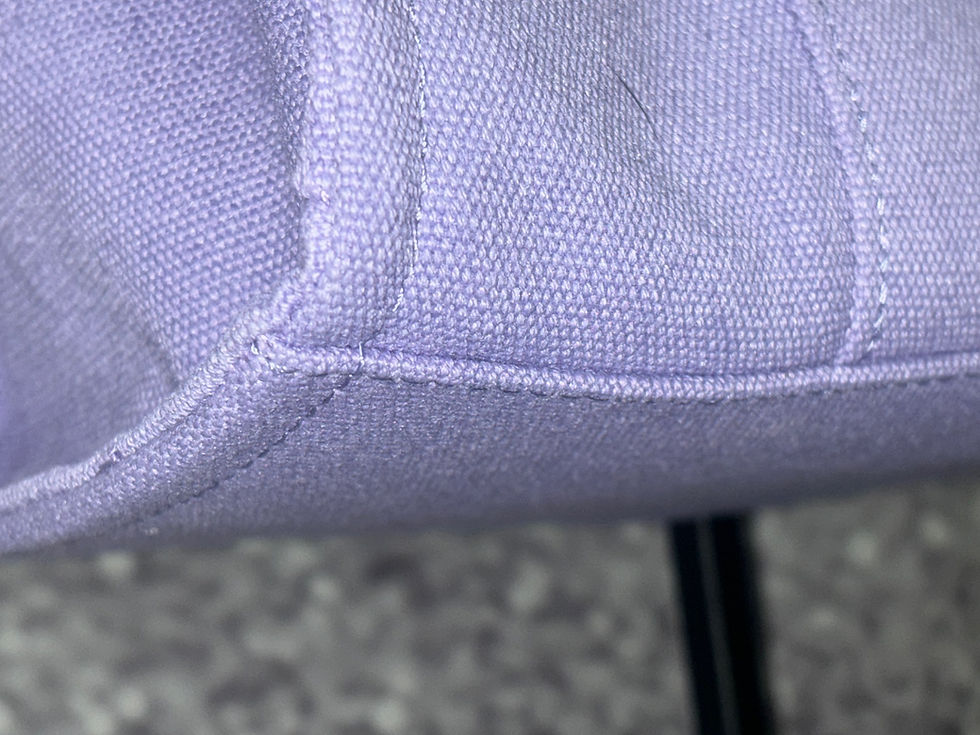 थंबनेल: बैंगनी टोट बैग