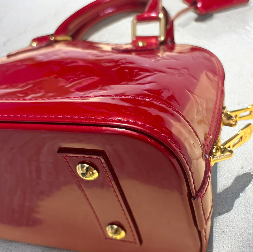 Miniaturbild: Red Vernis Louis Vuitton Alma BB