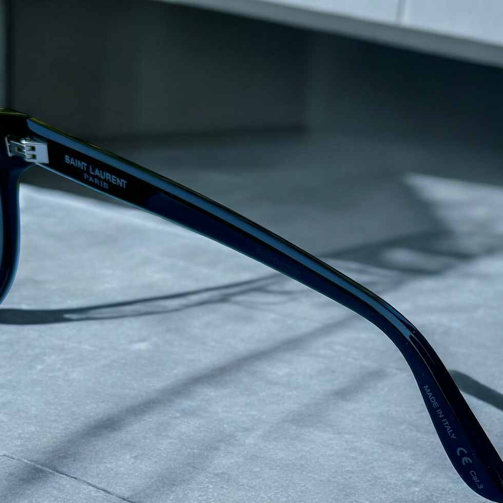 Miniatura: Gafas de sol estilo ojo de gato de Yves Saint Laurent