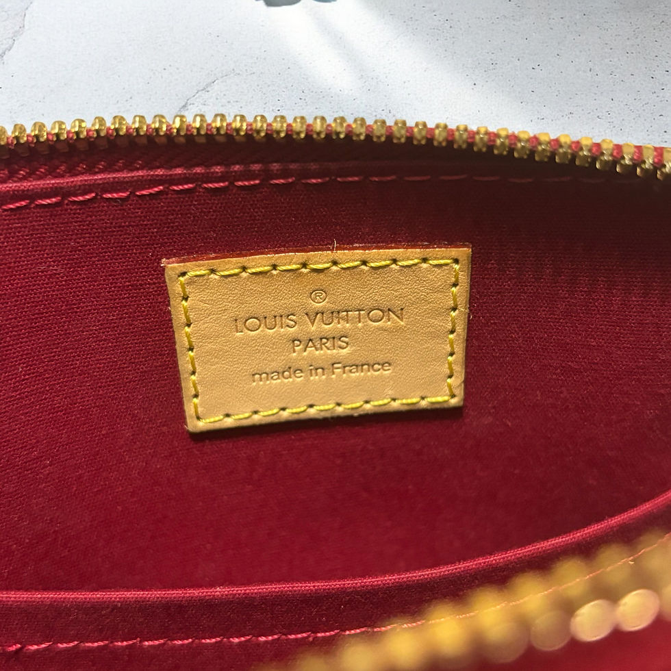 Thumbnail: Red Vernis Louis Vuitton Alma BB