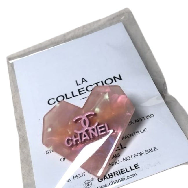 VIP/GWP Pink Crystal CC Logo Heart Hair Clip