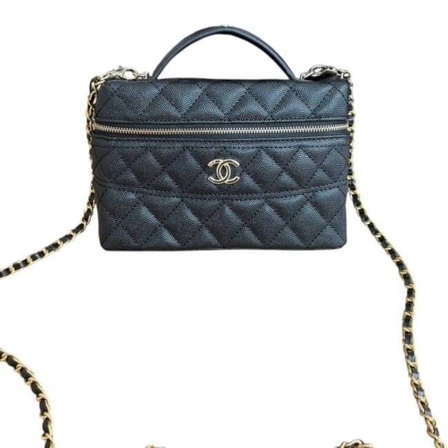 थंबनेल: VIP/GWP Black Quilted Logo Vanity Case