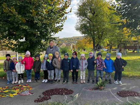 " А ВЖЕ ОСІНЬ ПРИЙШЛА У НАШ САД!!"
