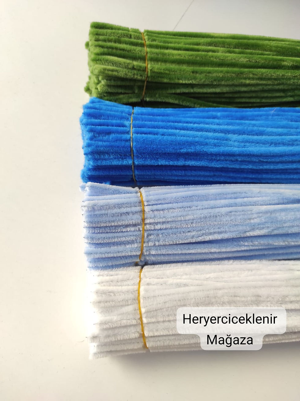 Küçük resim: 4 Renk Şönil Set – Beyaz, Saks Mavi, Açık Mavi, Açık Yeşil