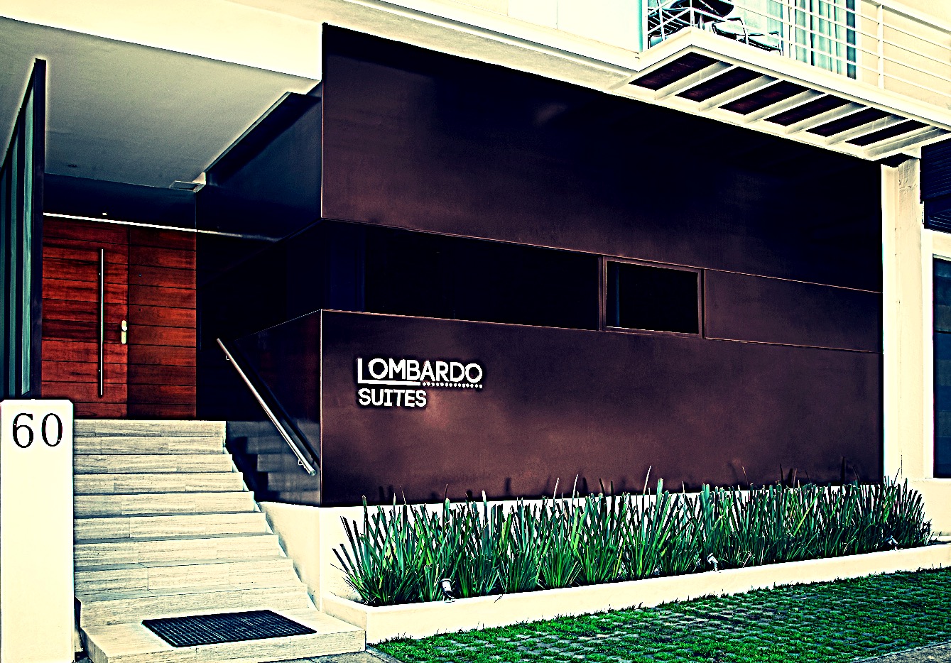 Lombardo Suites