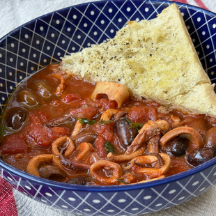 Mediterranean Squid Stew 