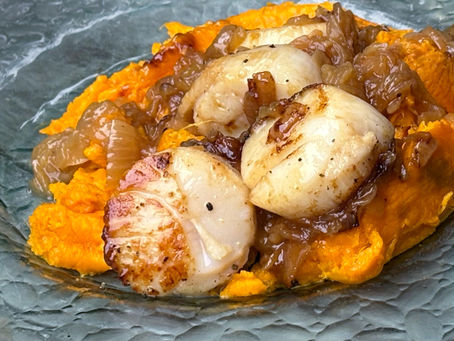 Delicious duo: Pan-Seared Sea Scallops with Sweet Caramelized Onions
