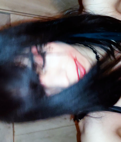 bled_redlipstick.jpg